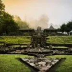 Candi Cetho: Jejak Arkeologis yang Menghubungkan Era Majapahit
