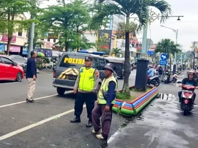 Jaga Keamanan, Polsek Sidomukti Susuri Jenderal Sudirman
