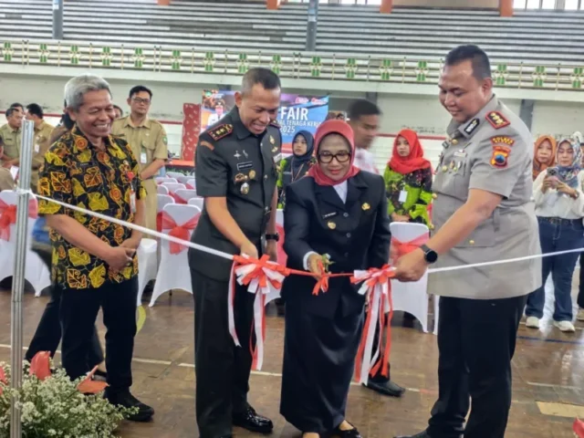 Job Fair dan Festival Tenaga Kerja 2025 Diharapkan Dapat Turunkan Angka Pengangguran di Blora