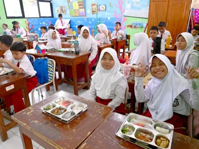 Kasus Keracunan Massal MBG, Pakar UGM Soroti Skala Produksi dan Makanan Terkontaminasi Bakteri