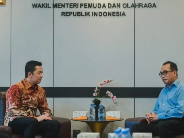 Wamenpora Taufik Bahas Kemajuan Bulu Tangkis Nasional Bersama PB Jaya Raya