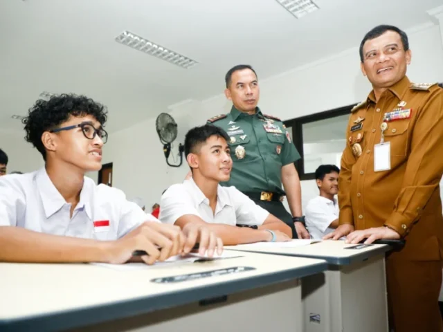 Pertama di Indonesia, Pemprov Jateng Gratiskan Siswa Miskin di Sekolah swasta