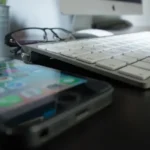 Kamu Susah Lepas dari Kecanduan Gadget? Barangkali Kamu lagi Butuh Ini