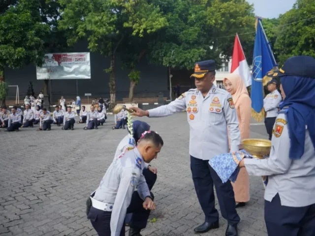130 Pegawai Baru Dishub Semarang Ikuti Tradisi Korp dalam Penyambutan