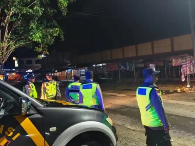 Antisipasi Premanisme,Polsek Jajaran Polres Grobogan Gencarkan Patroli Bersinggungan