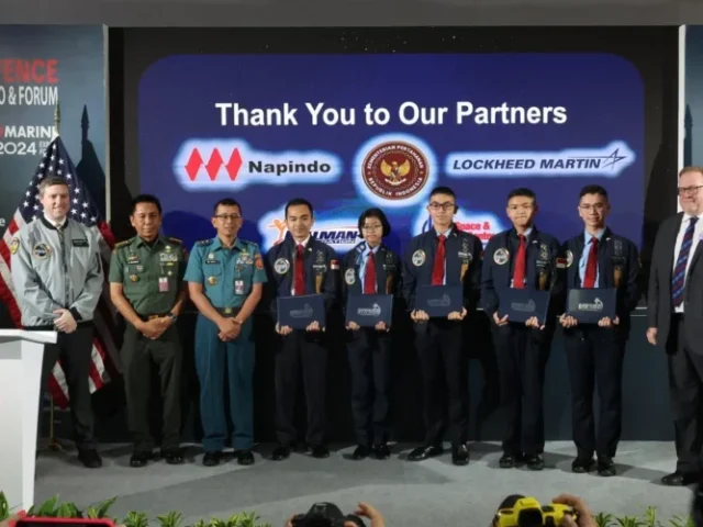 Dorong Mutu Pendidikan, Kementerian Pertahanan Salurkan Beasiswa Endeavor untuk Pemuda Berprestasi