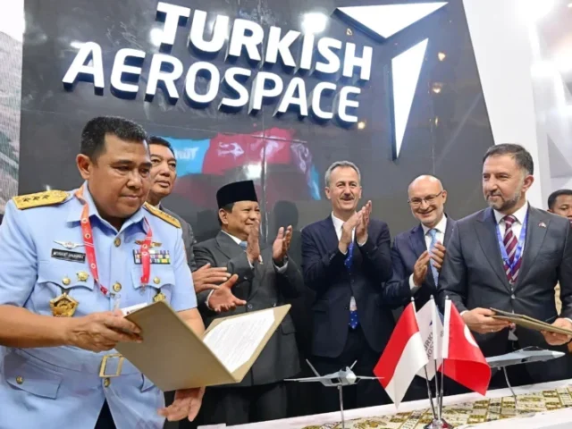 Prabowo Hadiri Penandatanganan 27 Kontrak Pertahanan, Tekankan Dukungan untuk Industri Pertahanan Nasional