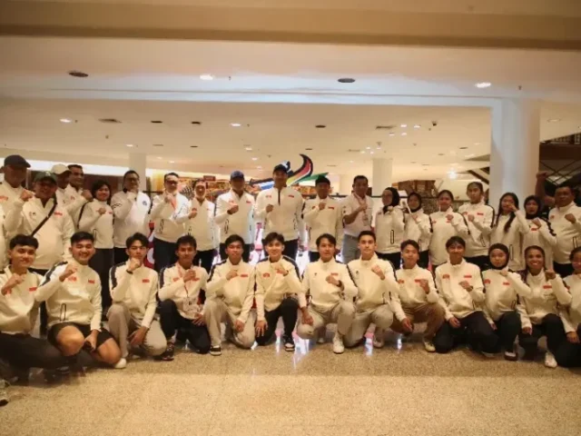Dukungan Menpora Dito untuk Atlet Indonesia yang Tunjukkan Kemajuan di Asian Fencing Championship 2025 Bali