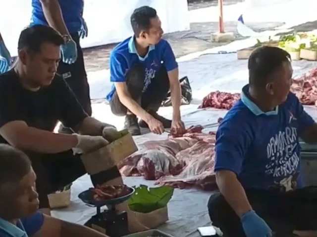 Naik 2 Kali Lipat, Partai Demokrat Jateng Bagikan 1.000 Paket Daging Kurban di Hari Raya Idul Adha 2025
