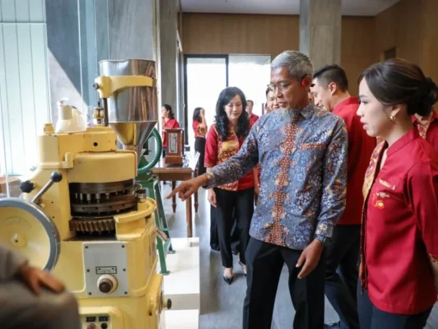 Dorongan Sekda Jateng untuk Industri Farmasi Kembangkan Produk Herbal