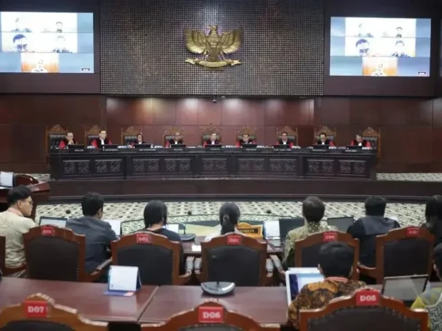 Sidang MK Dihadiri Menhan dan Pejabat Tinggi, Hakim Sampaikan Apresiasi