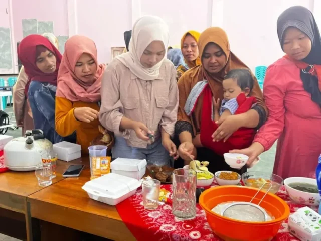 Cegah Stunting, Masyarakat Ngargosoko Dilatih Bikin MP-ASI Bergizi