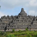 Menjelajah Keindahan Candi Borobudur