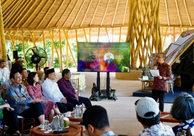 Wakil Menteri Agama: Kehidupan Rukun di Indonesia Patut Jadi Contoh Global