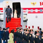 Sambutan Jajar Kehormatan Menyambut Presiden Prabowo di Paris