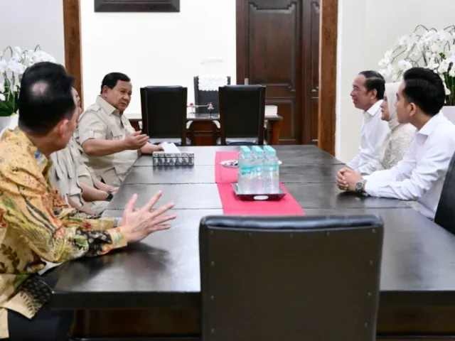 Pertemuan Prabowo dan Jokowi: Komitmen Teguh pada Diplomasi Indonesia