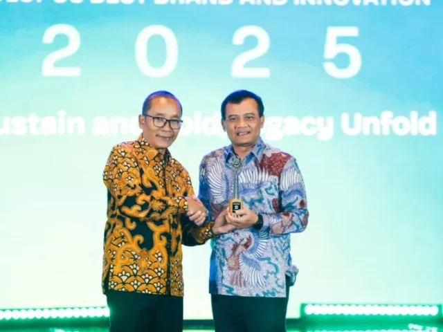 Ahmad Luthfi Raih Penghargaan sebagai Pemimpin Daerah Penuh Inovasi dan Kolaborasi