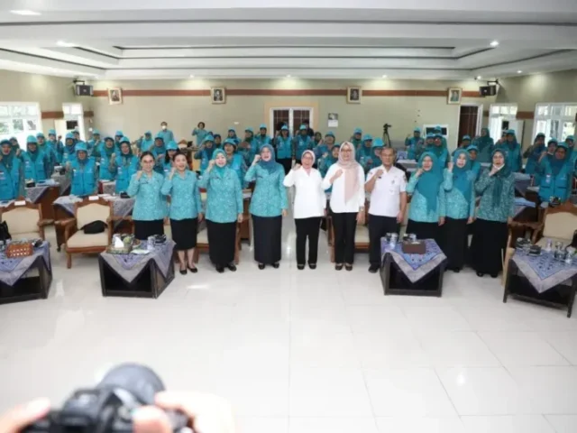 Perkuat Perlindungan Perempuan dan Anak, TP PKK Jateng Siapkan Kader Paralegal Baru