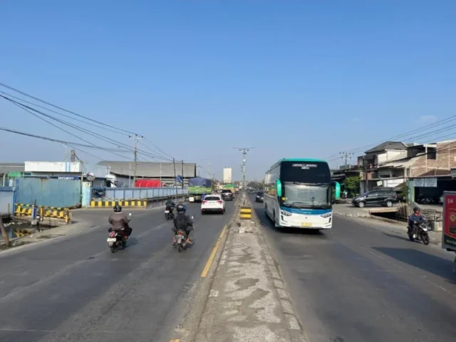 Langkah Pemprov Jateng Atasi Banjir Rob di Sayung Berhasil, Genangan Menyusut dan Arus Pantura Kembali Normal