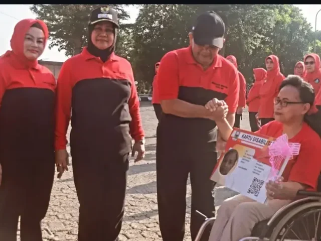 Pemkab Semarang Salurkan Ribuan Kartu Khusus bagi Warga Difabel