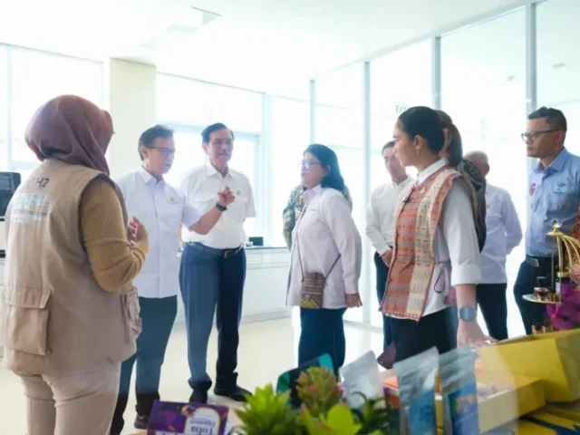 Wakil Menteri Pariwisata dan Ketua DEN Tinjau Pusat Penelitian Herbal di Humbahas, Dorong Pengembangan Destinasi Wisata Alternatif