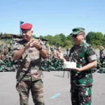 Kejutan Spesial TNI untuk Wakil Gubernur Militer Prancis