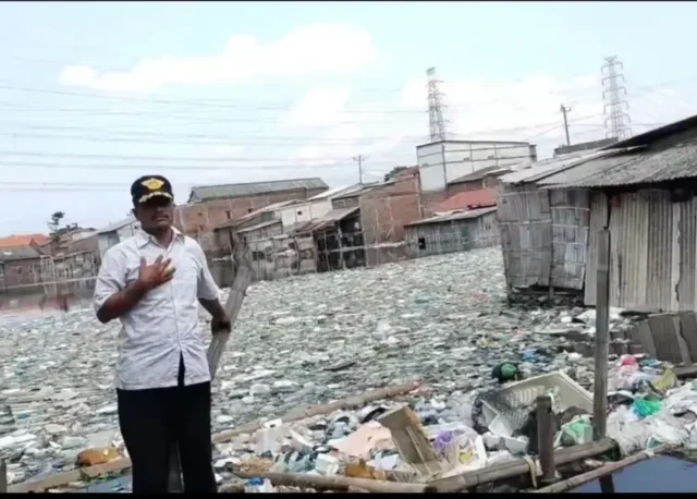 Penanganan Pulau Sampah Tambakrejo Disiapkan Secara Bertahap oleh Pemkot Semarang
