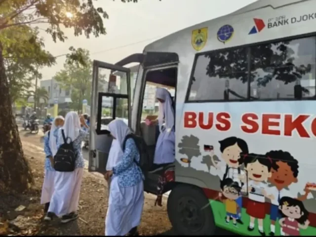 Bus Gratis Sragen: Dari Hibah Instansi Untuk Pendidikan Anak Bangsa