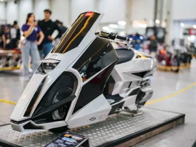 Honda Stylo 160 Antar Modifikator Indonesia ke Ajang Modifikasi Dunia Mooneyes, Jepang