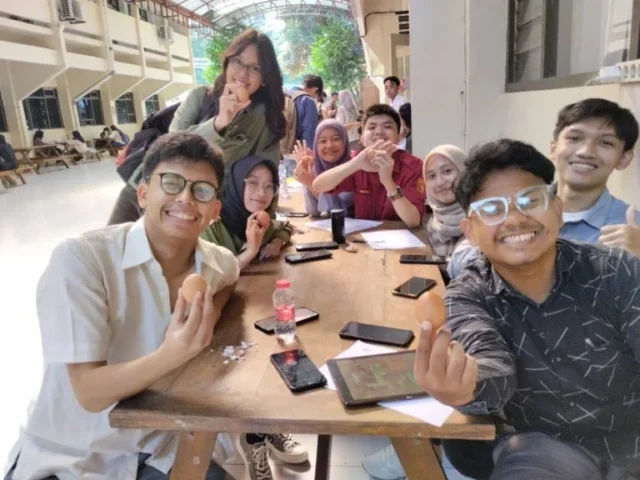 Enak Nih…. Selama UTS Mahasiswa UGM Dapat Telur dan Sarapan Gratis