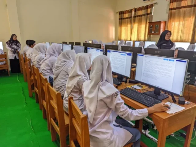 Tips Gunakan AI Bagi Generasi Z, Begini Saran Pakar UGM