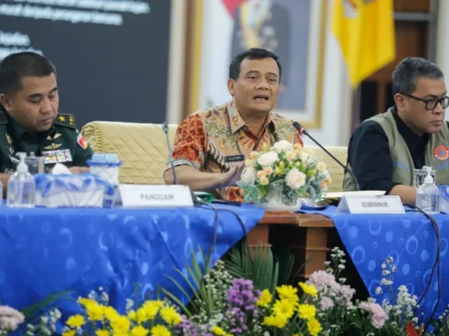 Puncak Musim Hujan Diperkirakan Masih Sampai Desember, Ahmad Luthfi Minta Bupati/Walikota Siaga Penuh