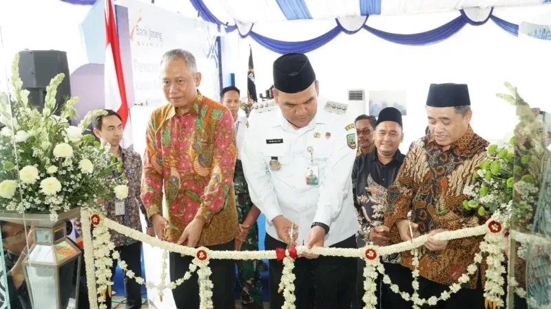 Caption foto: Bank Jateng meresmikan Gedung Kantor Cabang Pembantu Syariah (KCPS) di Blora pada Rabu (12/11/2025)