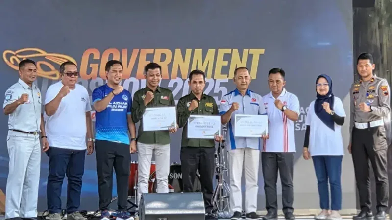 Caption foto: Government Auto Show (GAS) 2025 yang digagas oleh Pemerintah Kabupaten Cilacap bekerja sama dengan UPPD Samsat Cilacap berlangsung meriah di Alun-Alun Cilacap, pada Sabtu (1/11/2025) hingga Minggu (2/11/2025)