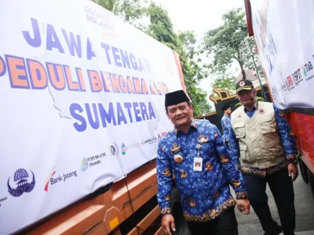 Gubernur Jateng Kirim Bantuan untuk Korban Bencana ke Sumatera Senilai Rp1,3 Miliar