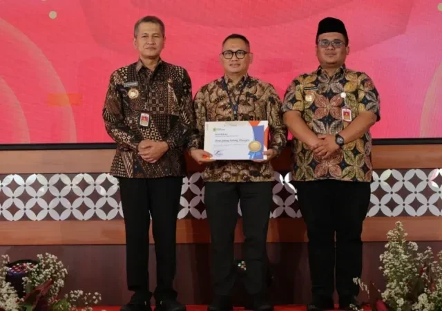 Dukung Irigasi Wonogiri, Bank Jateng Terima Penghargaan