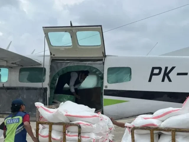 Operasi Modifikasi Cuaca Digelar di Perairan Utara Jateng, Satu Ton NaCl Disemai