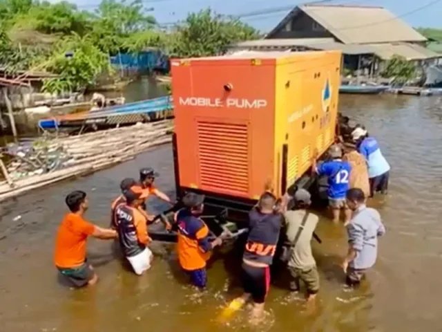 Tangani Banjir Pekalongan, Pemprov Jateng Kerahkan Pompa Hingga Logistik Senilai Ratusan Juta Rupiah