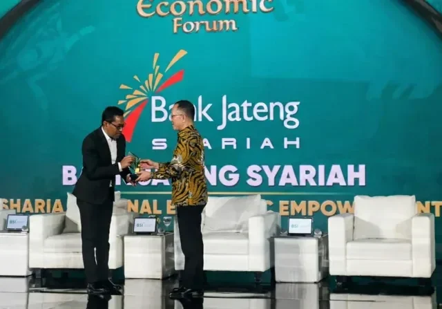 Berdayakan UMKM, Bank Jateng Syariah Raih Penghargaan 2026