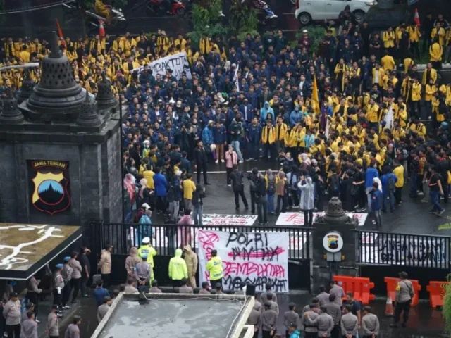 Sampaikan Aspirasi Secara Tertib, Polda Jateng Apresiasi Kedewasaan Mahasiswa Dalam Berdemokrasi