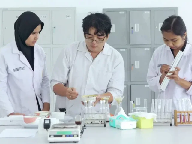 Kurikulum dan Lulusan FTP SCU Raih Pengakuan Lembaga Profesi Pangan Internasional