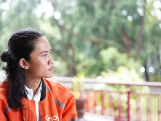 Kisah Ryaas Amin, Mahasiswa UGM Kuliah Sambil Narik Ojol