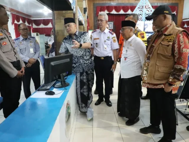 Posko Terpadu Lebaran Pemprov Jateng Pantau CCTV di 10 Titik Rawan Macet