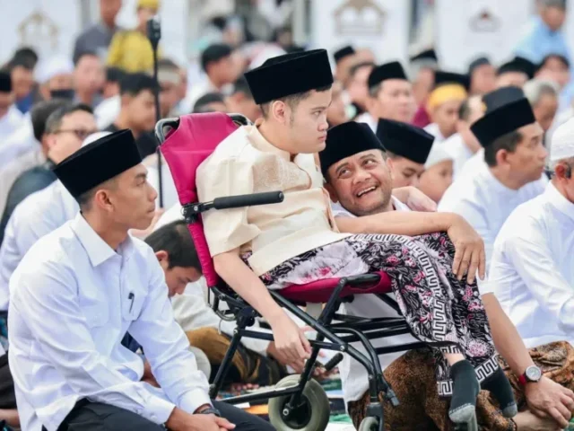 Berbaur dengan Warga, Ahmad Luthfi: Idulfitri Momen Kembali ke Fitrah dan Peduli Sesama