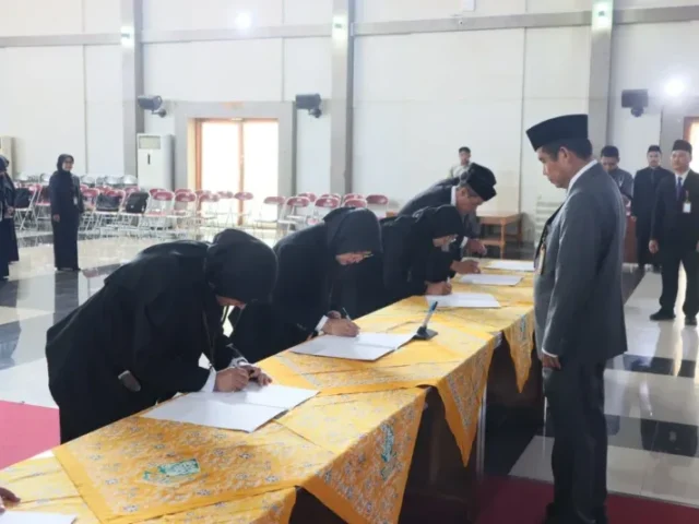 Akselerasi Internasionalisasi, Rektor UIN Walisongo Lantik 115 Pejabat Baru